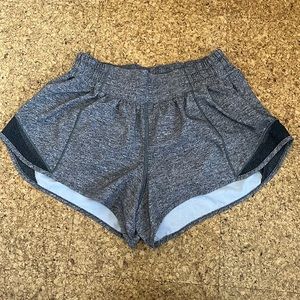 lululemon Hotty hot shorts 2.5”